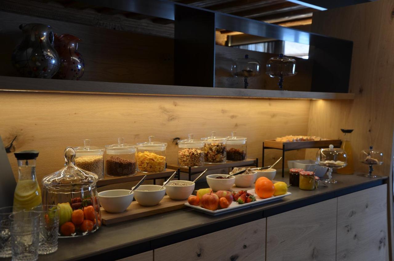 Locanda Degli Artisti Art Hotel 卡纳泽伊 外观 照片