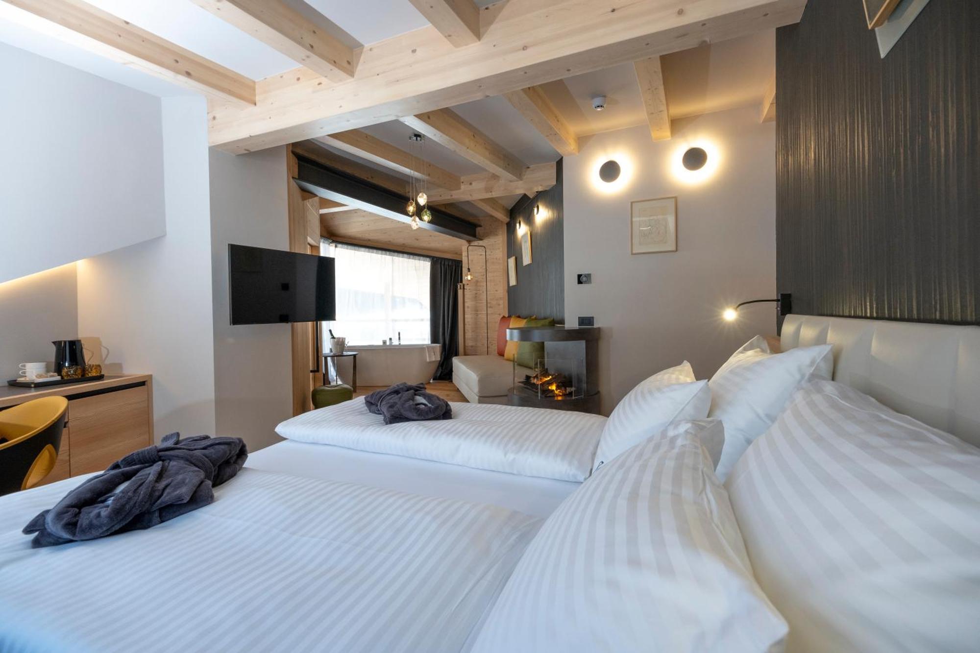 Locanda Degli Artisti Art Hotel 卡纳泽伊 外观 照片